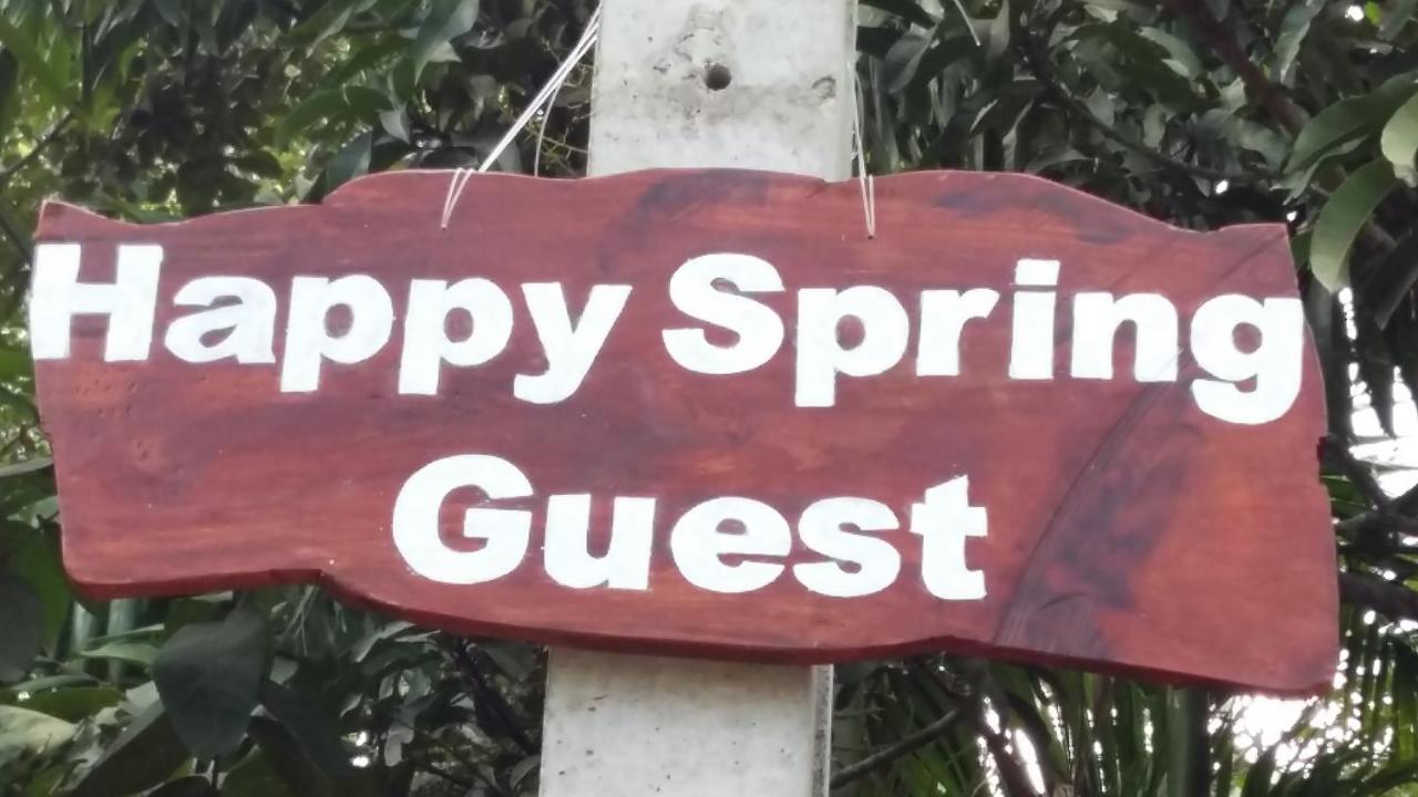 Happy Spring Guest Panzió Mirissa Kültér fotó